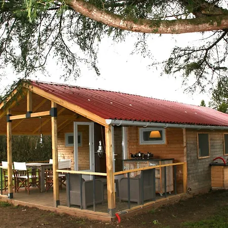Domaine Des Hirondelles Holiday home Saint-Vincent-de-Cosse
