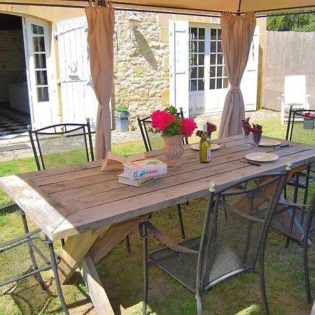 Holiday home Domaine Des Hirondelles