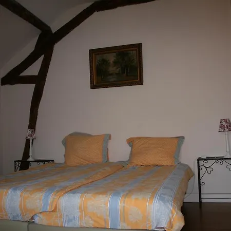 Holiday home Domaine Des Hirondelles *